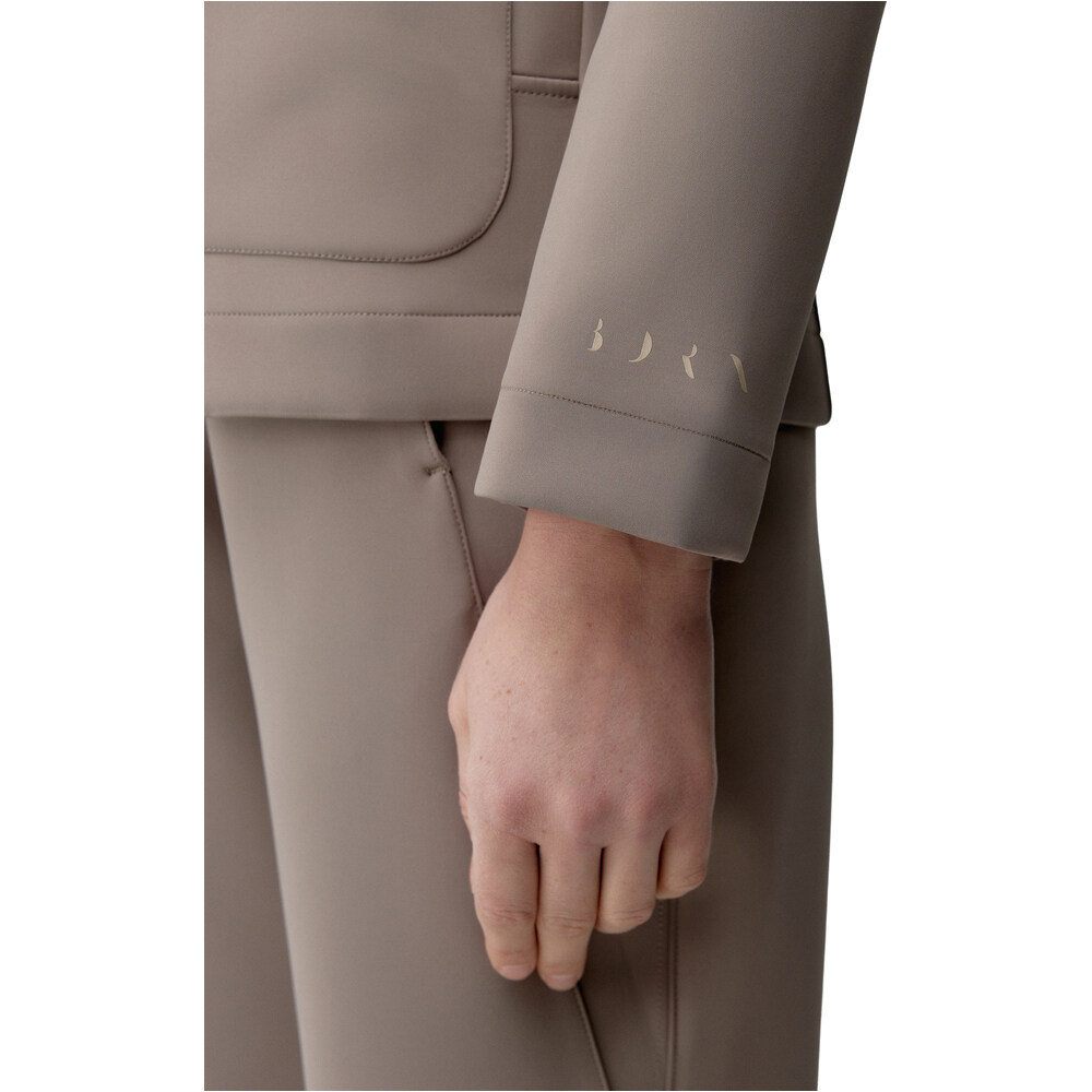 Born Living Yoga top aerobic niño Lyssa vista detalle