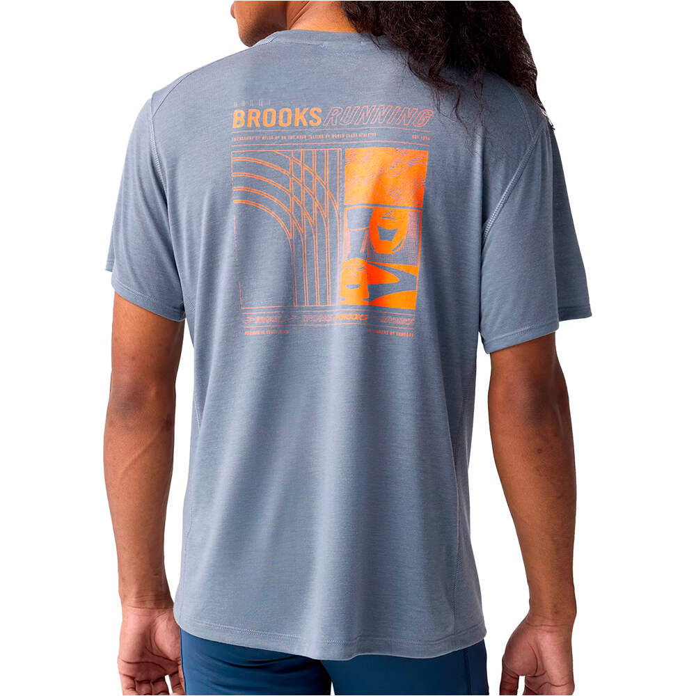Brooks camiseta técnica manga corta hombre Distance Short Sleeve 3.0 vista trasera