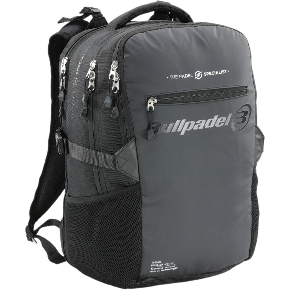 Bullpadel mochila deporte BPM25003 TECH vista frontal