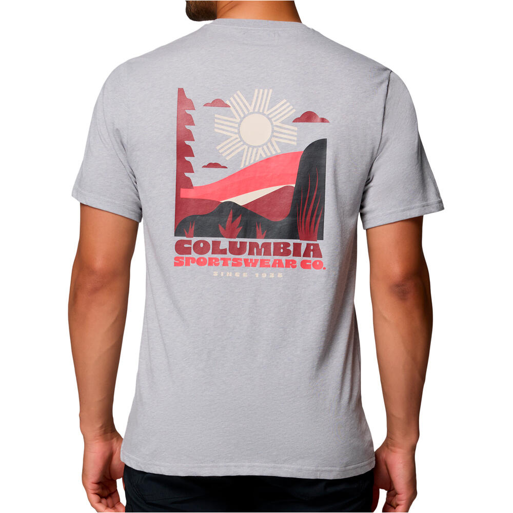 Columbia camiseta montaña manga corta hombre CSC  Outdoor Back Graphic Tee vista trasera