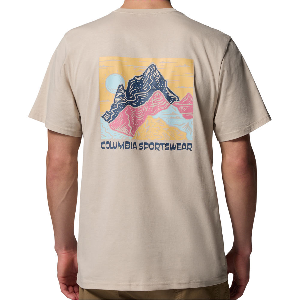 Columbia camiseta montaña manga corta hombre CSC  Outdoor Back Graphic Tee vista trasera