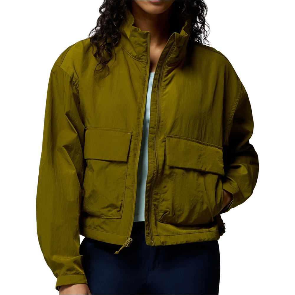Columbia chaqueta softshell mujer Paracutie Cropped Cargo Windbreaker 03