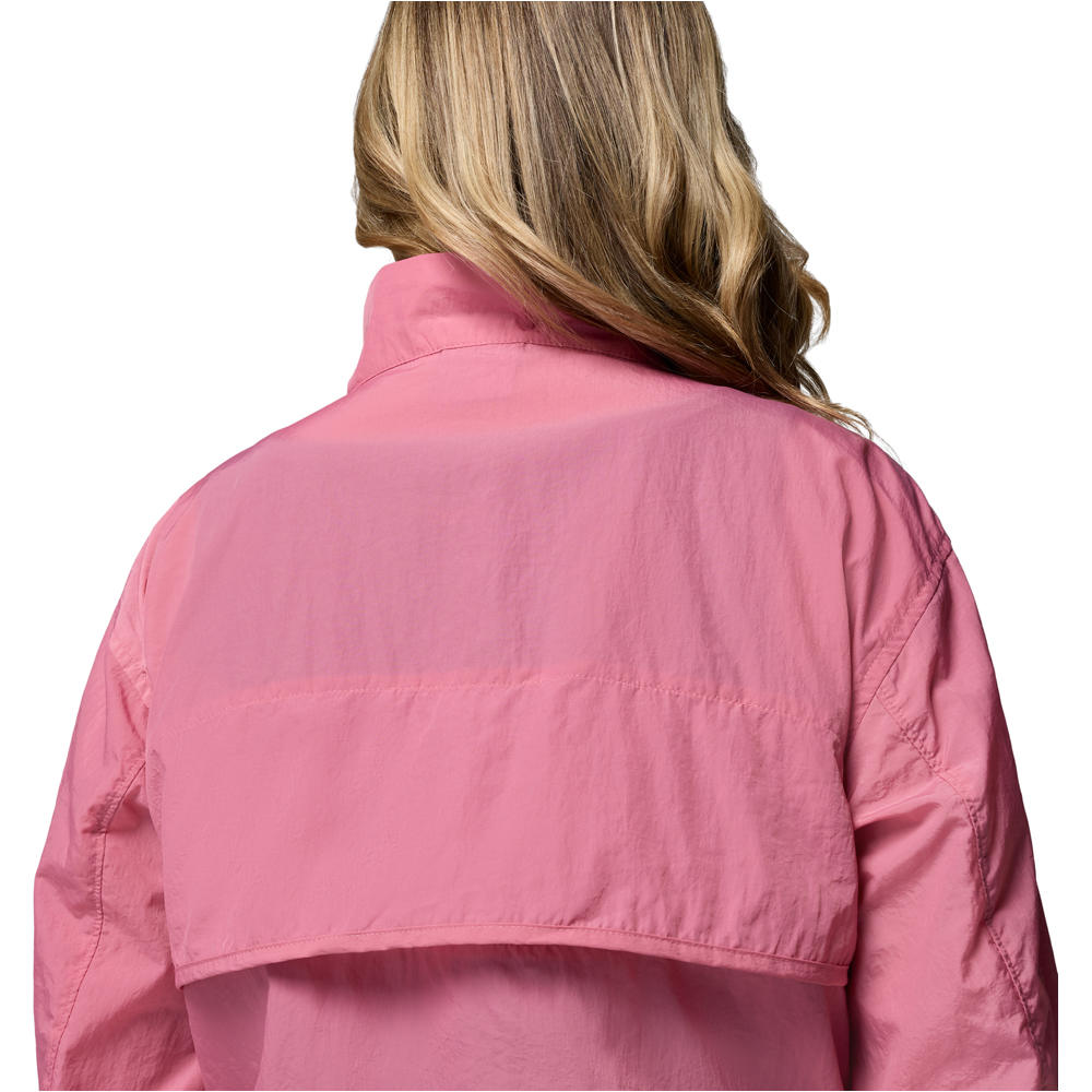 Columbia chaqueta softshell mujer Paracutie Cropped Cargo Windbreaker 05