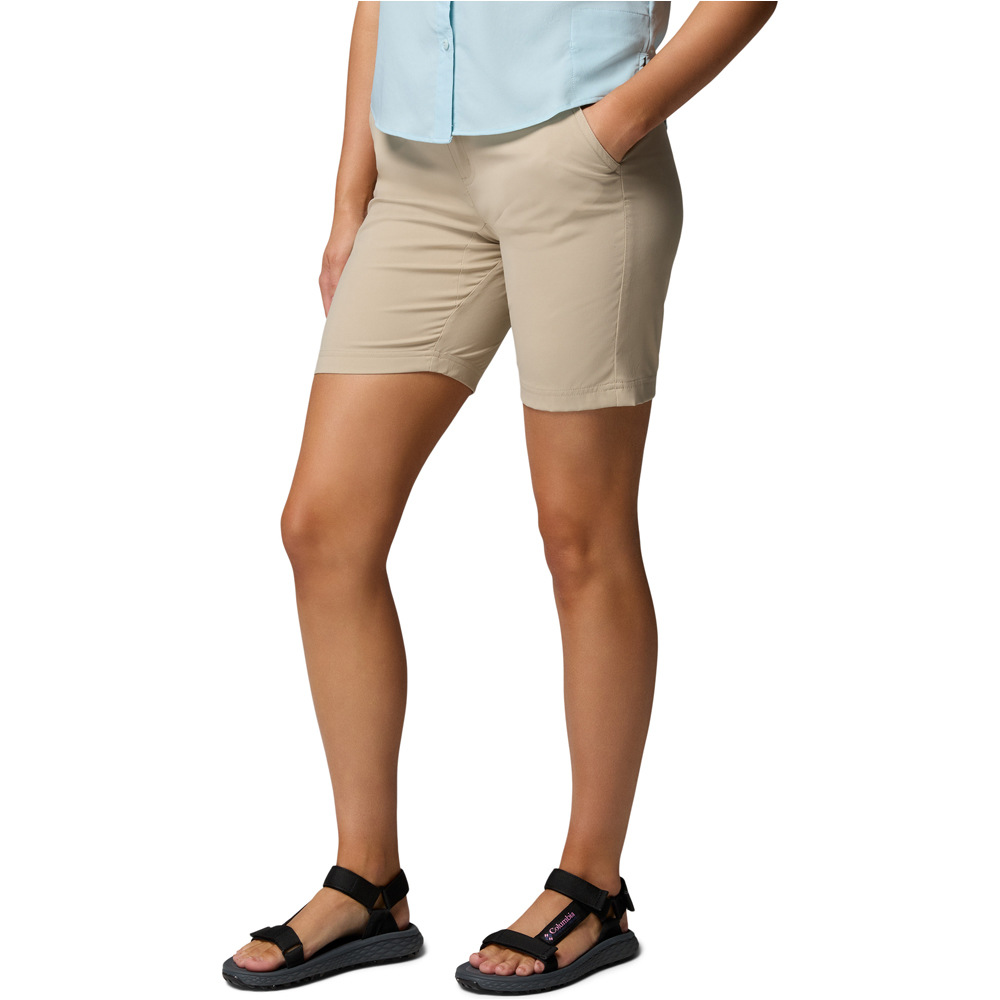 Columbia pantalón corto montaña mujer Leslie Falls  Long Short II vista detalle