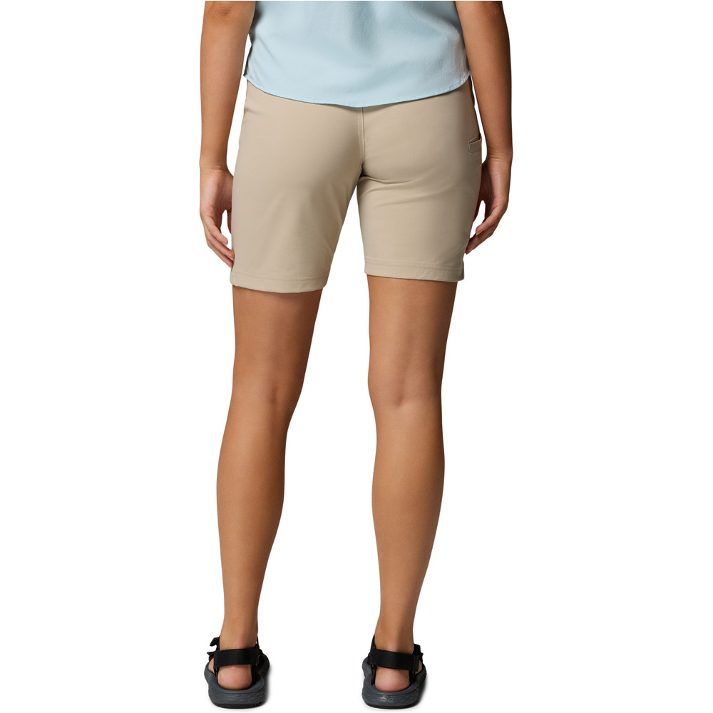 Columbia pantalón corto montaña mujer Leslie Falls  Long Short II vista trasera