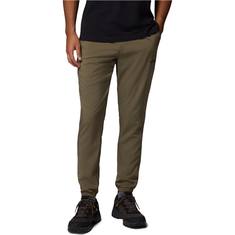 Columbia pantalón hombre Vital Valley Jogger vista frontal