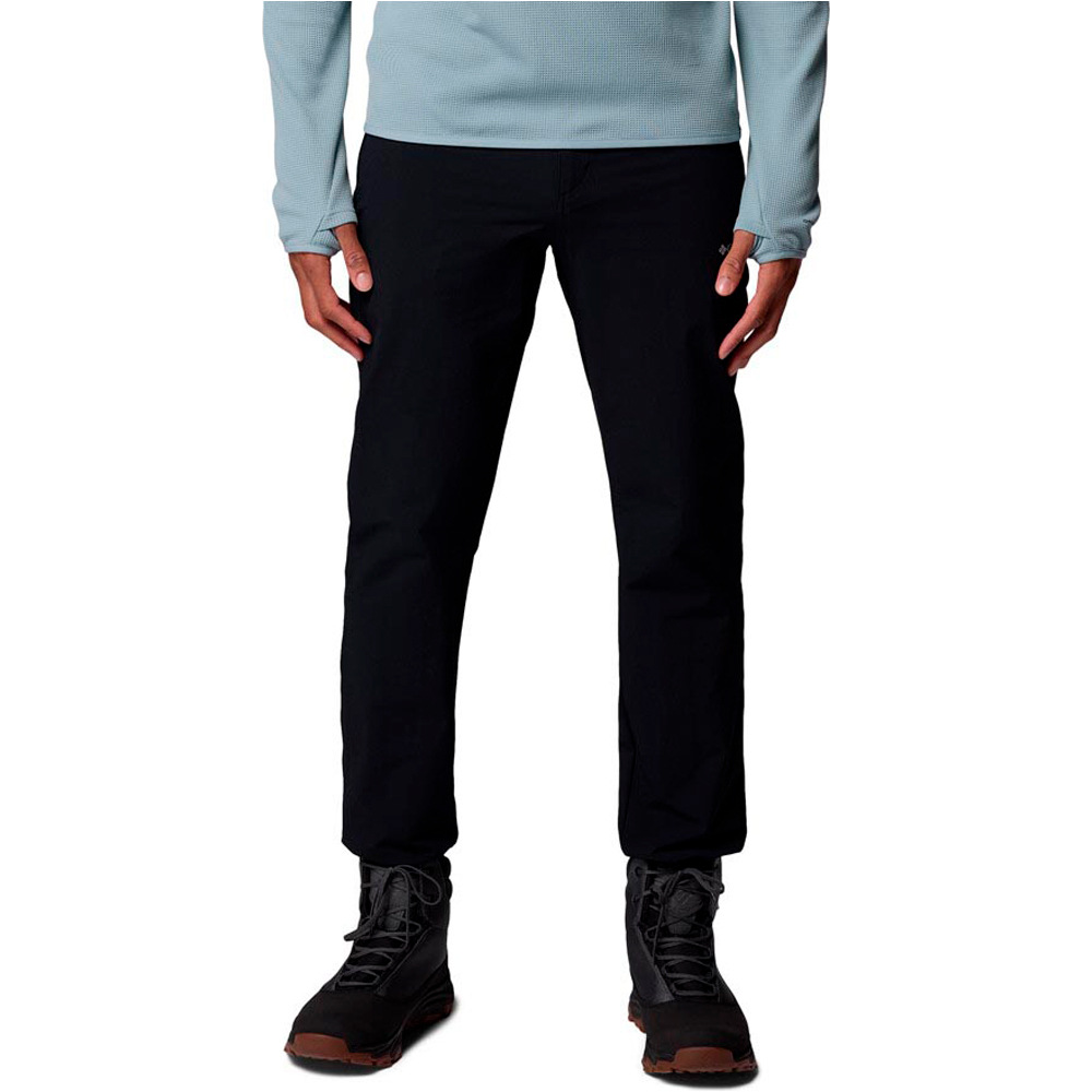 Columbia pantalón montaña hombre Essential Hike AY Pant vista frontal