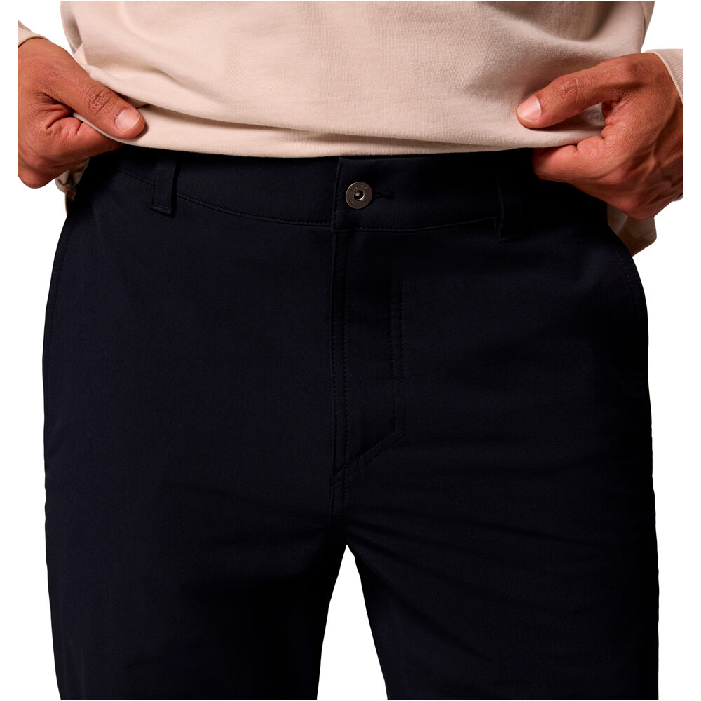 Columbia pantalón montaña hombre ROC   Tech Chino Pant vista detalle