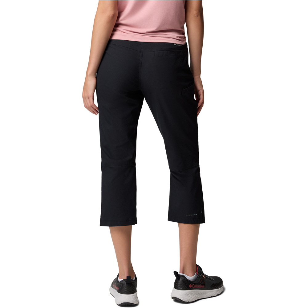 Columbia pantalón montaña mujer Leslie Falls Capri II vista trasera