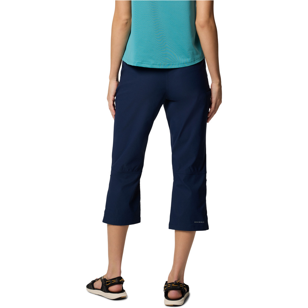 Columbia pantalón montaña mujer Leslie Falls Capri II vista trasera