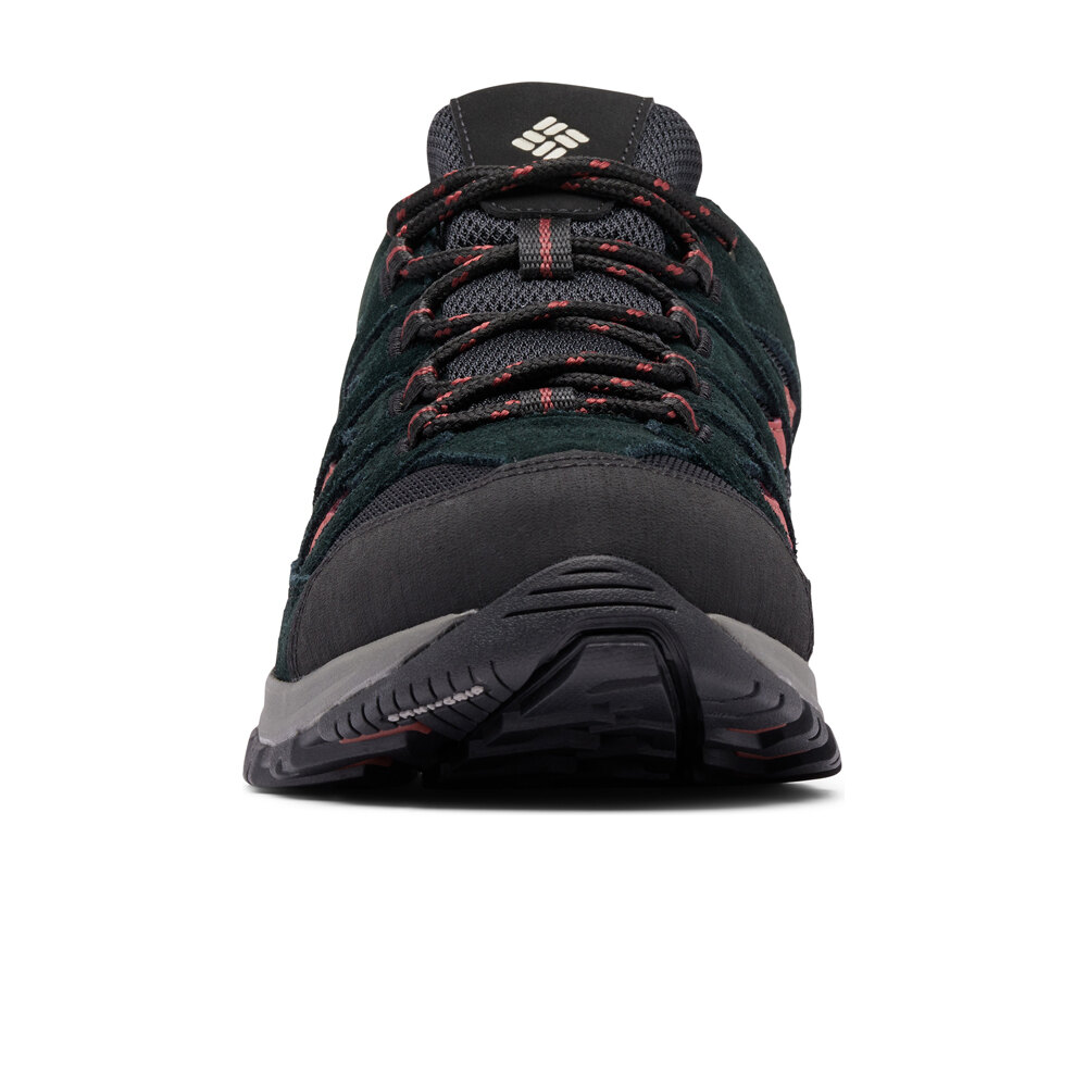 Columbia zapatilla trekking hombre CRESTWOOD WATERPROOF puntera