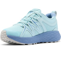 Columbia zapatilla trekking mujer PEAKFREAK ROAM WATERPROOF vista trasera