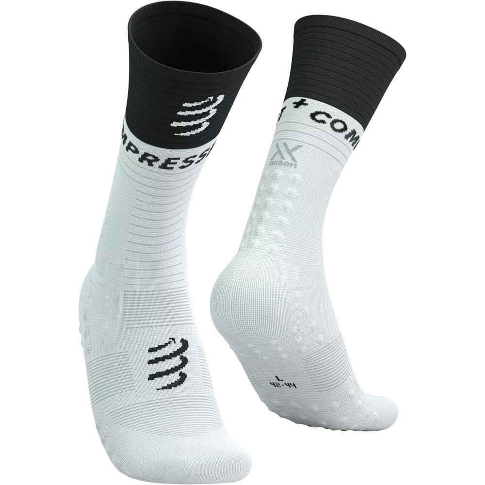 Compressport calcetines running Mid Compression Socks V2.0 vista frontal