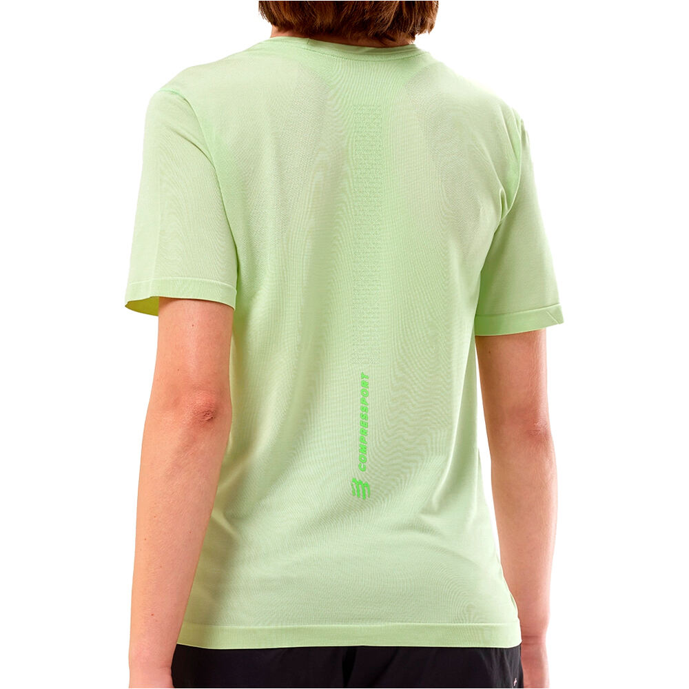 Compressport camiseta entrenamiento manga corta mujer PERFORMANCE SS TSHIRT W vista trasera
