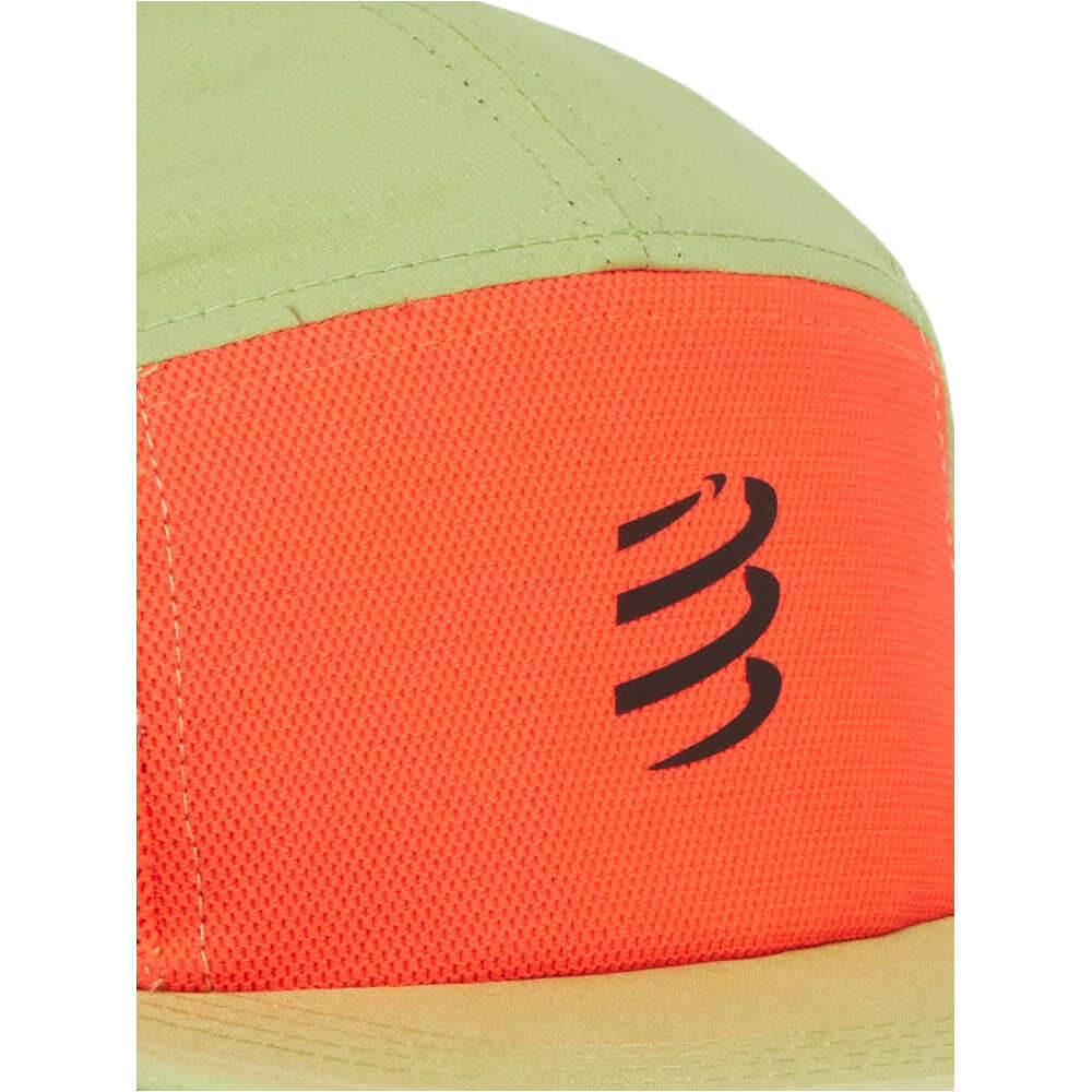 Compressport gorra running 5 PANEL LIGHT CAP 02