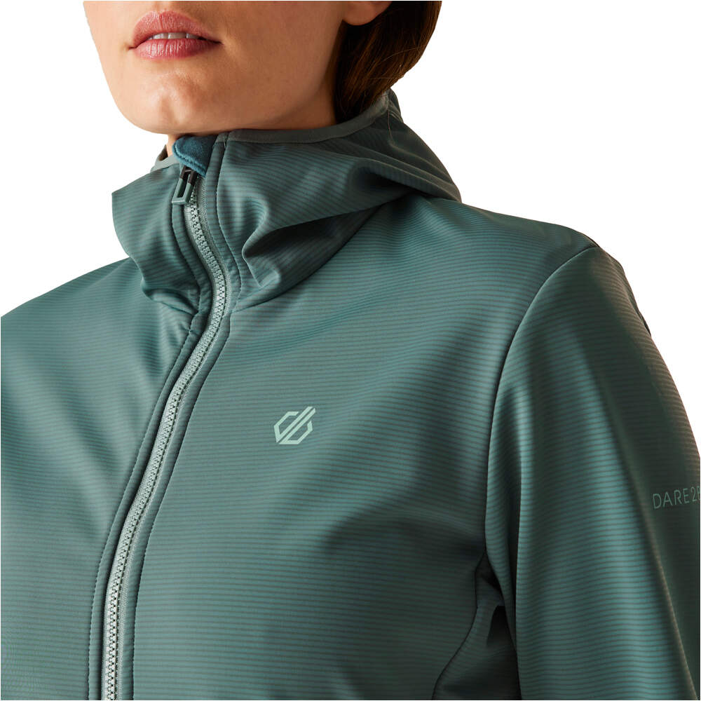 Dare2b chaqueta softshell mujer IcedSoftshell vista detalle