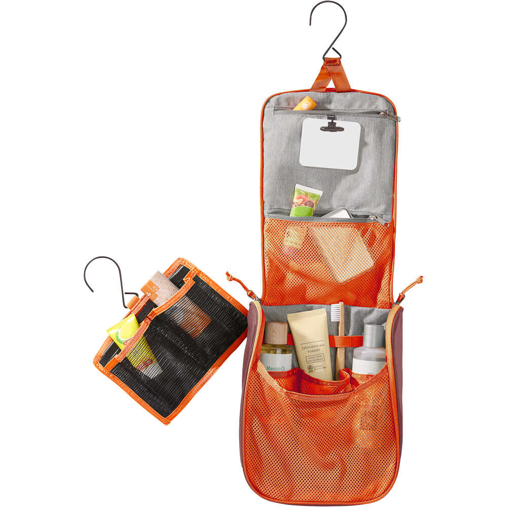 Deuter varios montaña Wash Center II 01