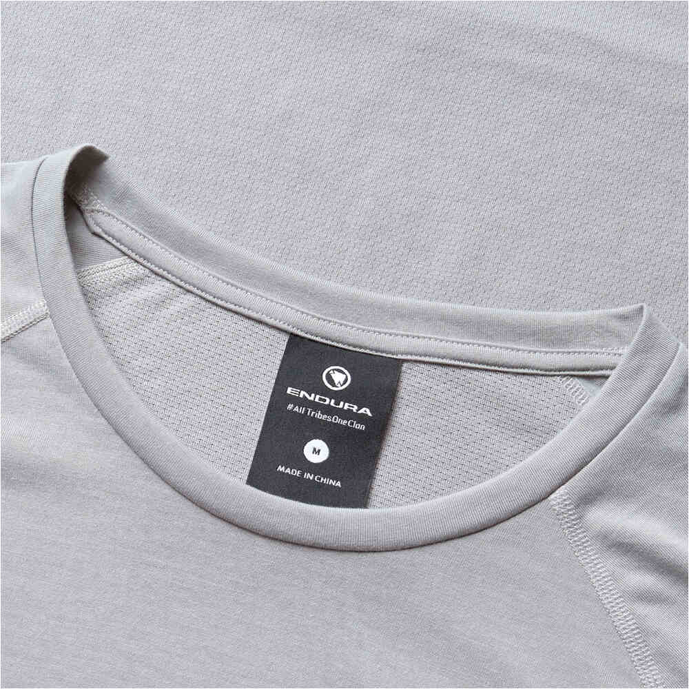 Endura maillot manga corta hombre LOOP S/S TECH TEE vista detalle