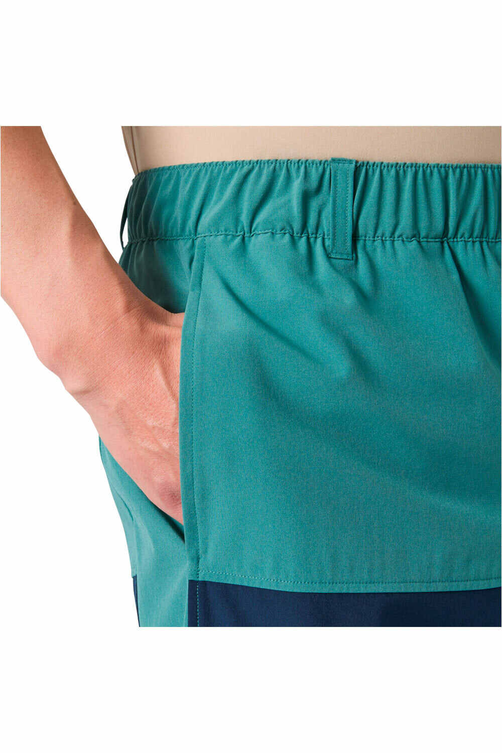 Helly Hansen bermudas hombre LEVANTE SHORTS 03