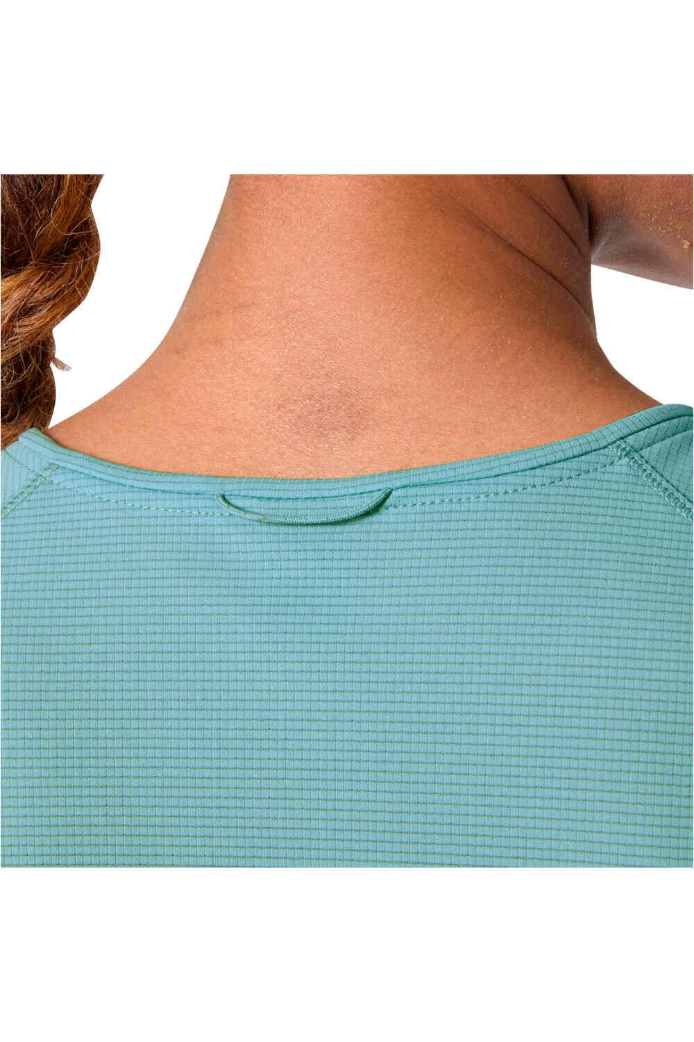 Helly Hansen camiseta montaña manga corta mujer W TRAIL SS T-SHIRT vista detalle