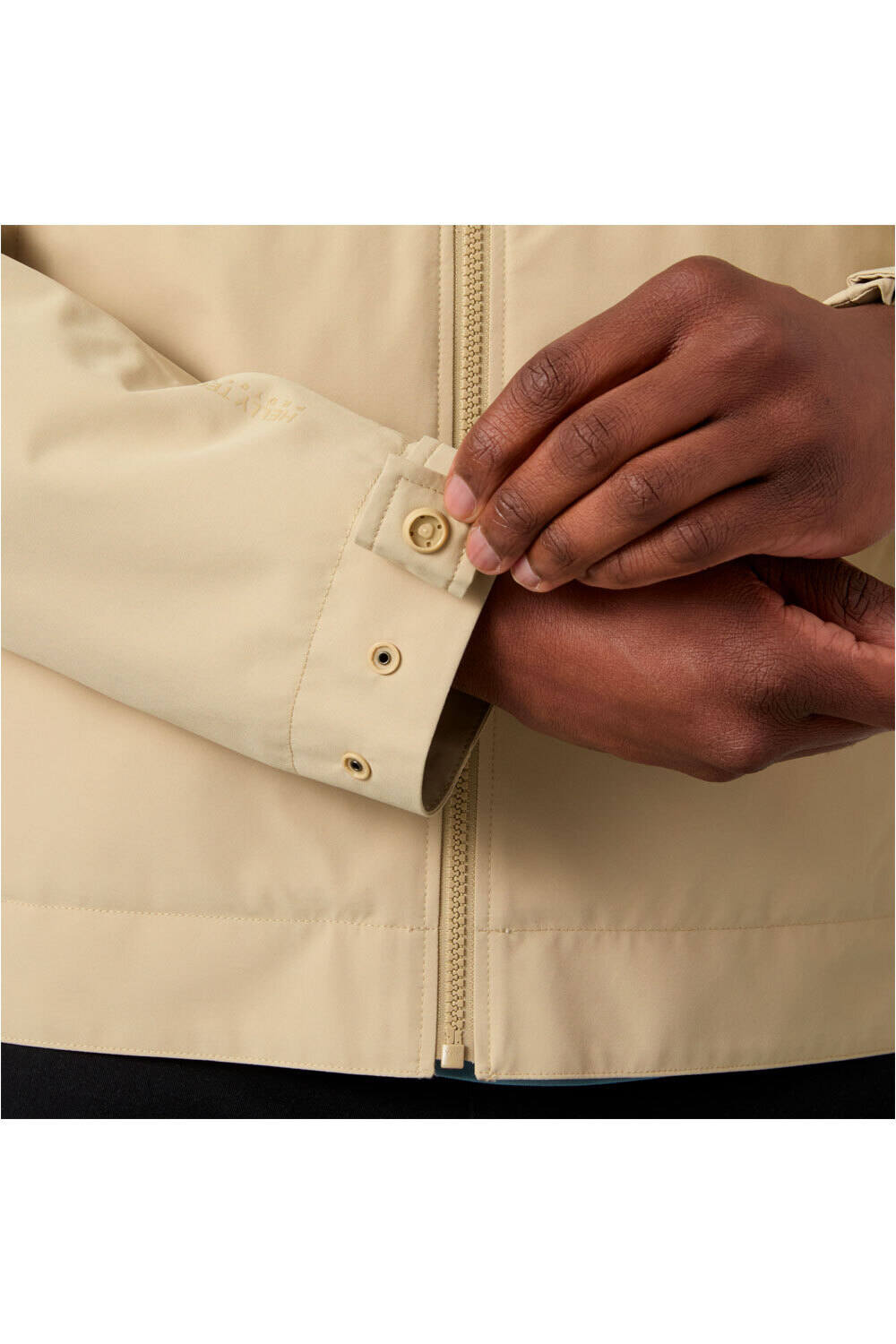 Helly Hansen chaqueta impermeable hombre CITY COACH JACKET 03