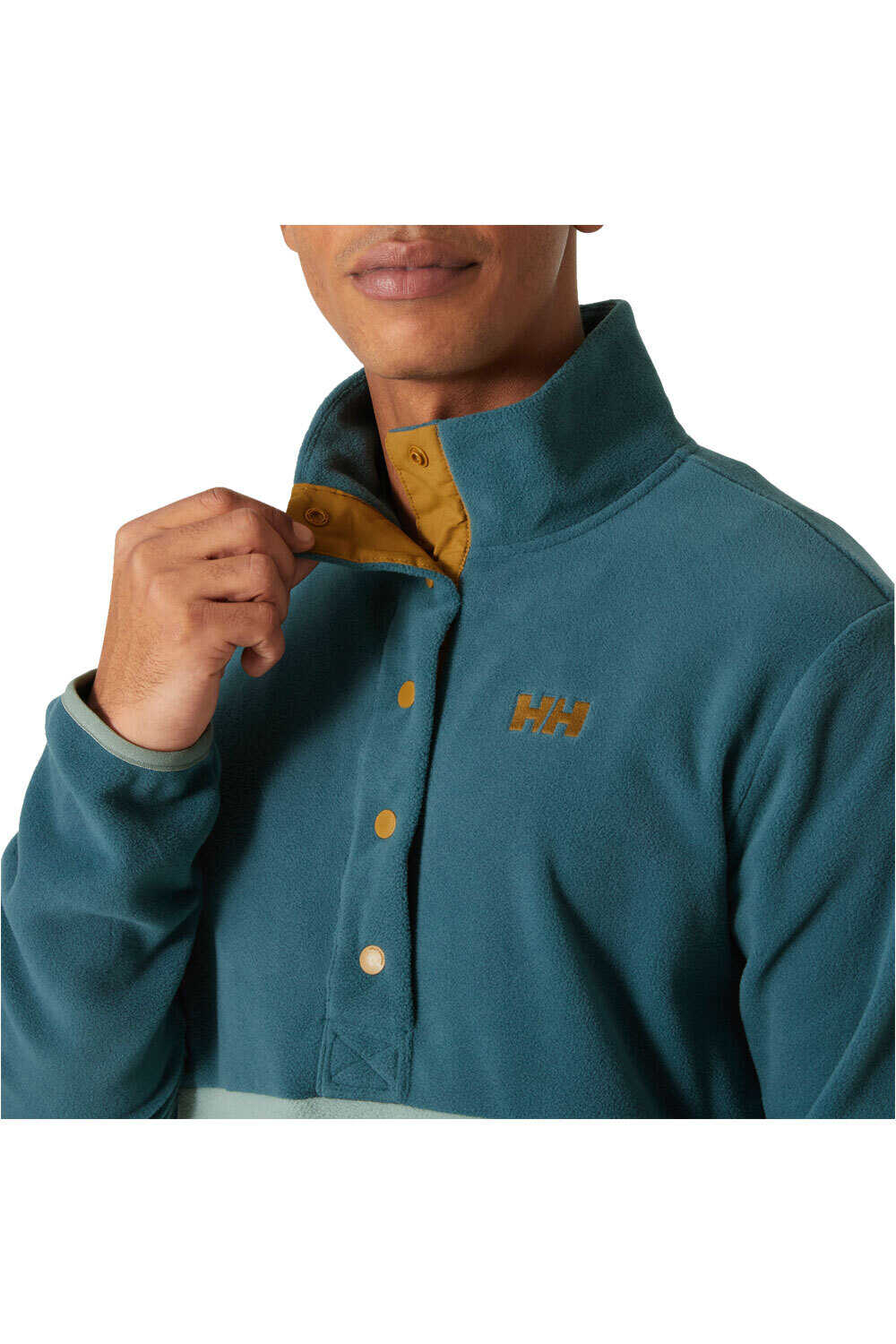 Helly Hansen forro polar hombre DAYBREAKER SNAP PULLOVER vista detalle