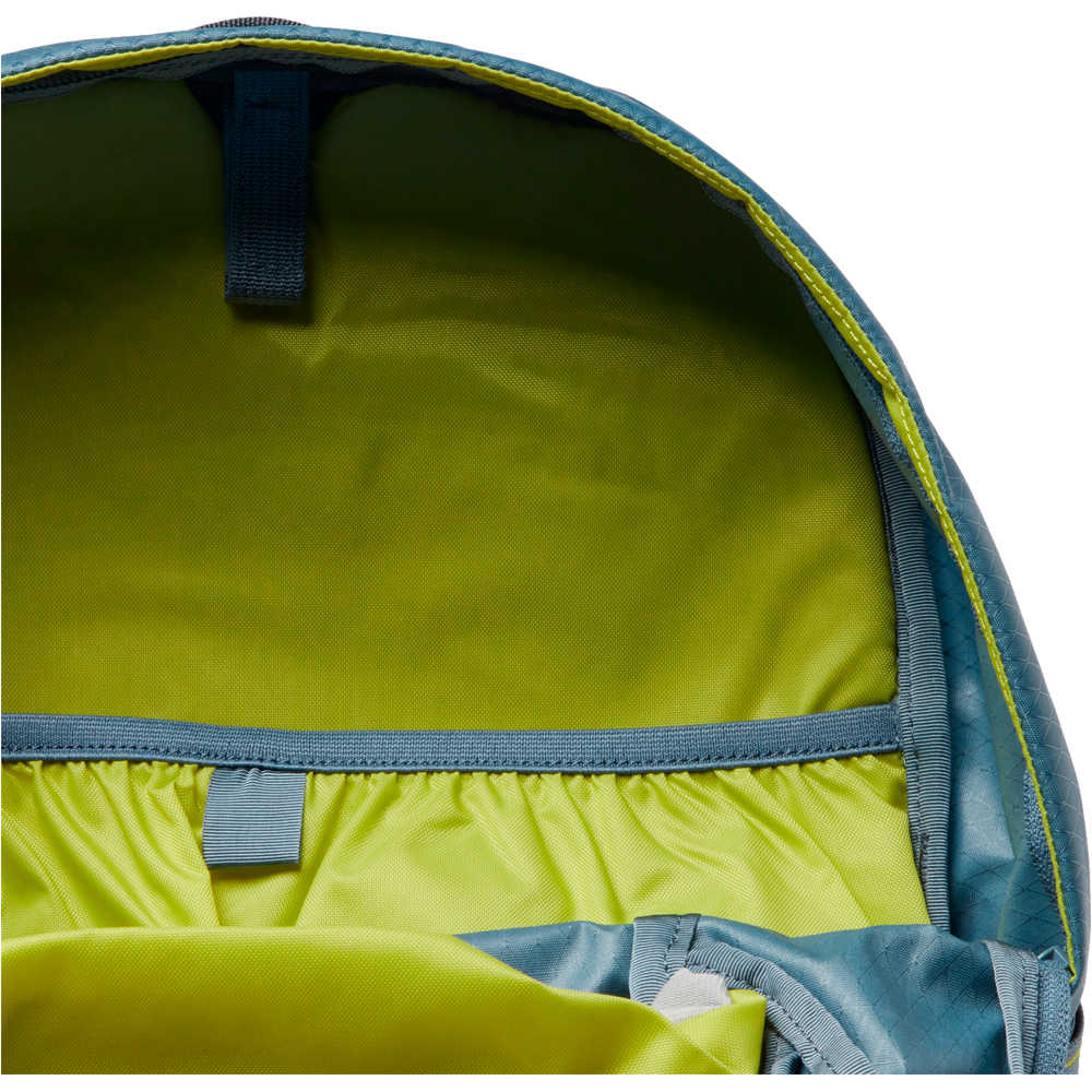 Helly Hansen mochila montaña GENERATOR BACKPACK 02