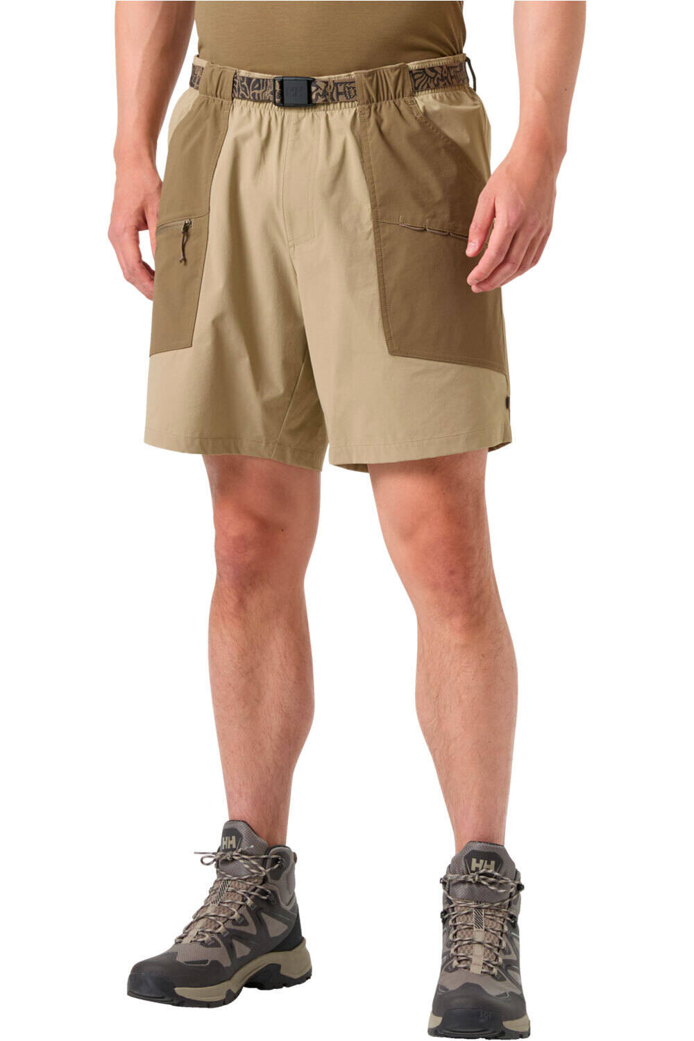 Helly Hansen pantalón corto montaña hombre AWE RELAXED SHORTS vista frontal