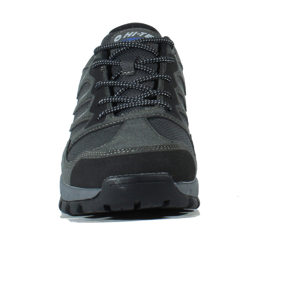 Hi Tec zapatilla trekking hombre CERVUS LOW WATERPROOF puntera