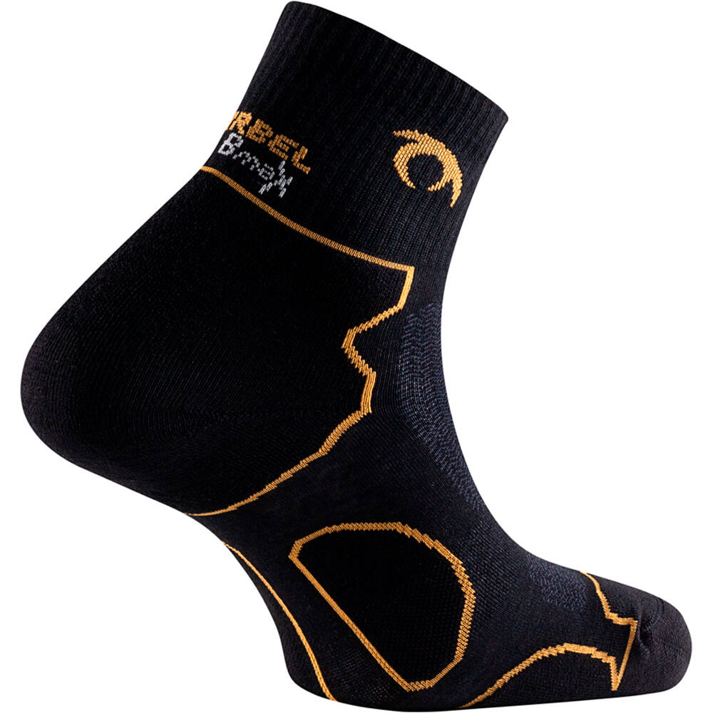 Lurbel calcetines montaña Tierra three 01