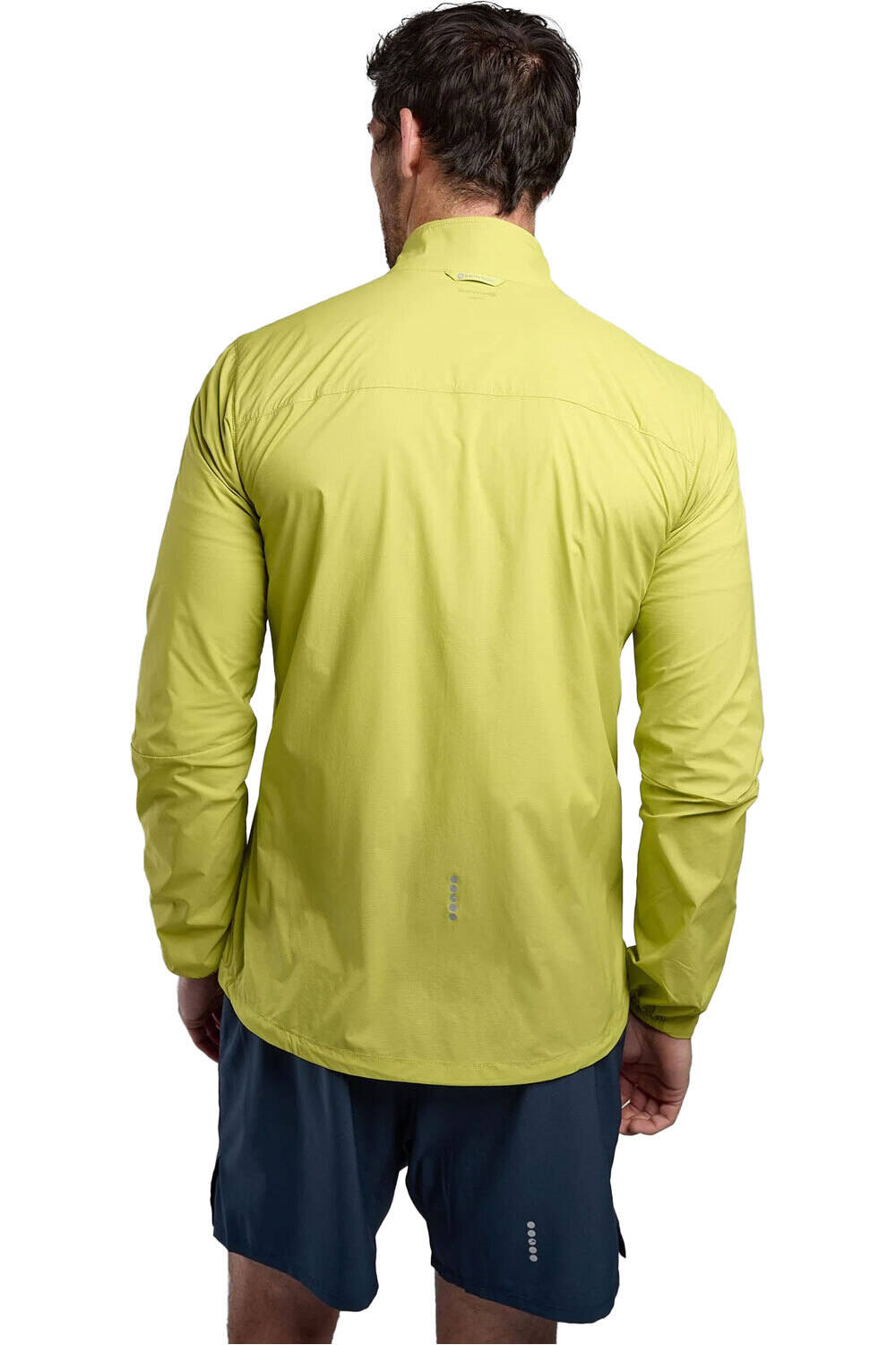 Montane chaqueta softshell hombre FEATHERLITE JACKET vista trasera