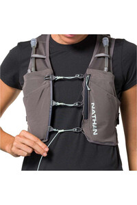 Nathan varios running Wm's Pinnacle Breeze 4L 03