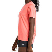 New Balance camiseta entrenamiento manga corta mujer Sport Essentials T-Shirt vista detalle