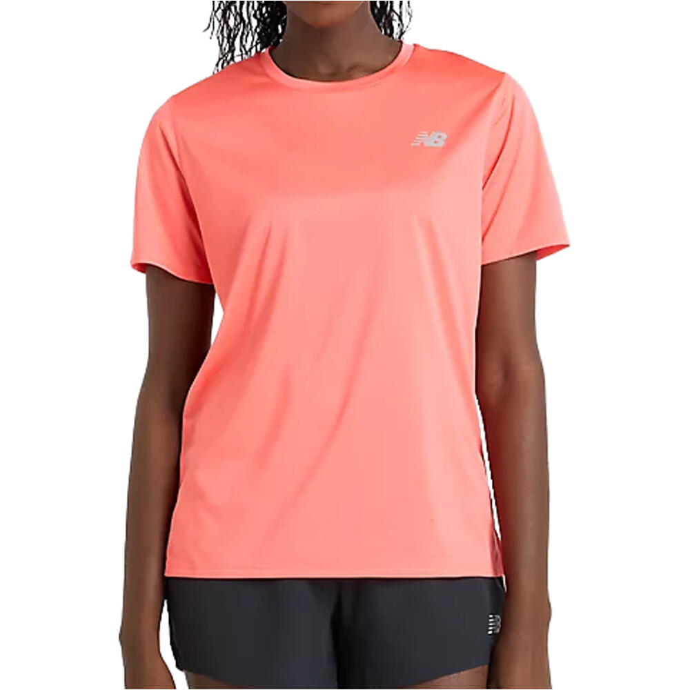 New Balance camiseta entrenamiento manga corta mujer Sport Essentials T-Shirt vista frontal