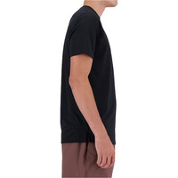 New Balance camiseta técnica manga corta hombre Sport Essential T-Shirt vista detalle