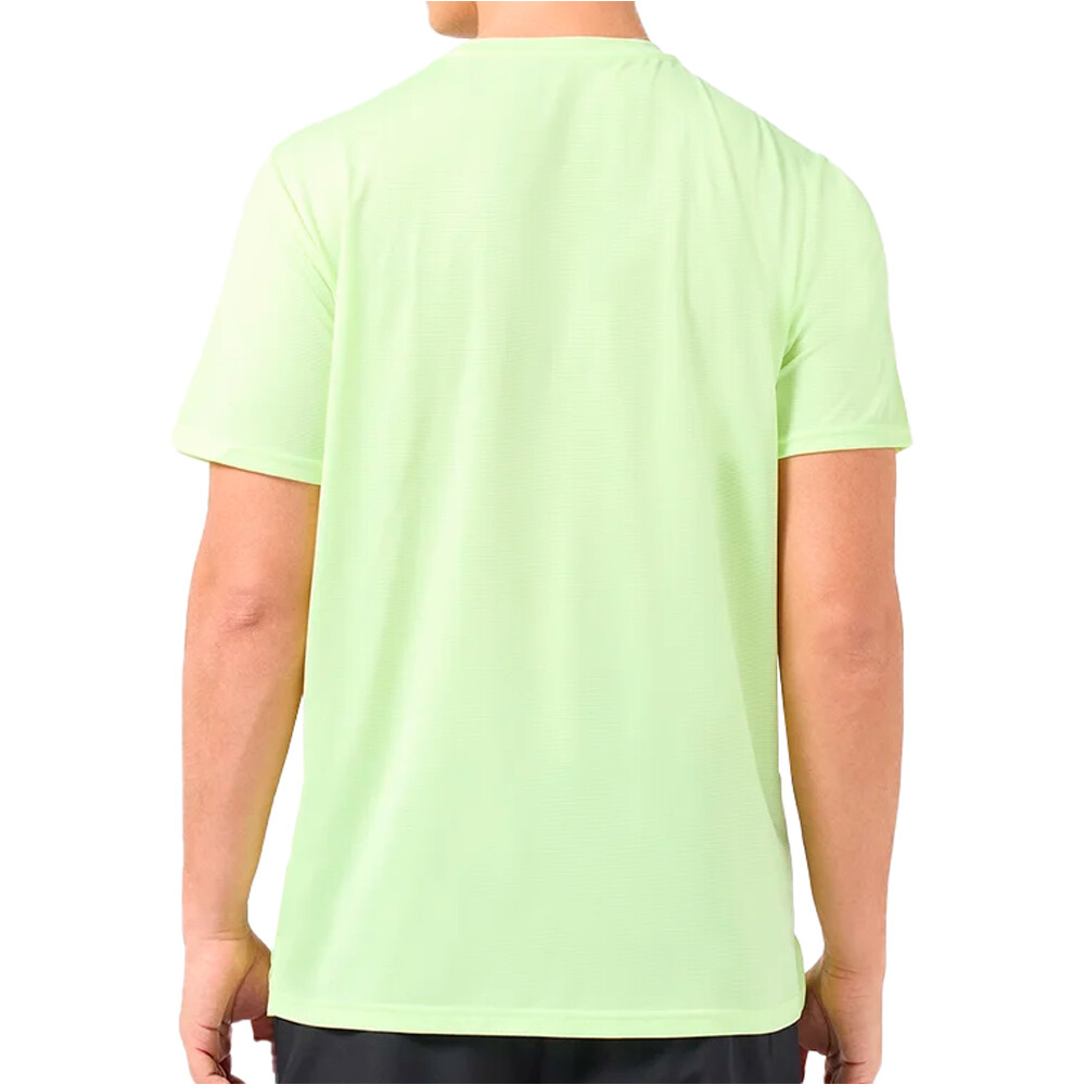 New Balance camiseta técnica manga corta hombre Sport Essentials T-Shirt vista trasera