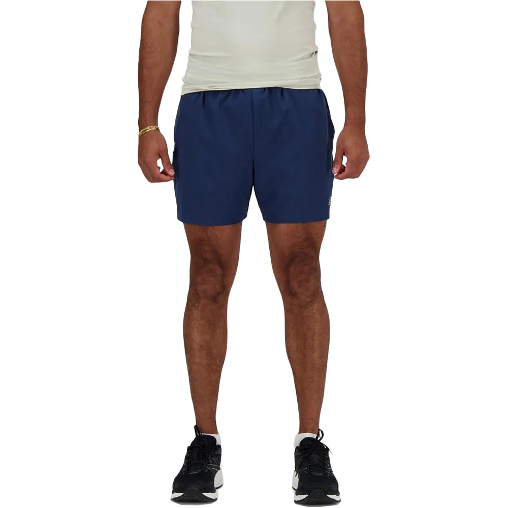 New Balance pantaloneta técnica hombre Sport Essential Short 5 vista frontal