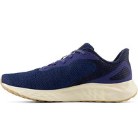 New Balance zapatilla moda hombre Fresh Foam ARISHI v4 puntera