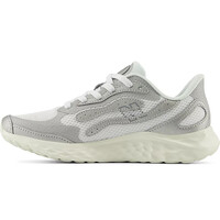 New Balance zapatilla moda mujer Fresh Foam Arishi v4 puntera
