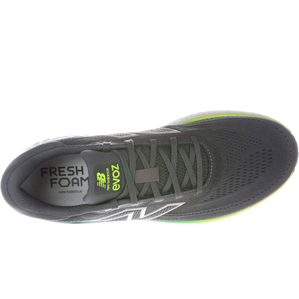New Balance zapatilla running hombre FreshFoam Evoz v4 vista trasera