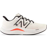 New Balance zapatilla running hombre FuelCell Propel v4 lateral exterior