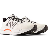 New Balance zapatilla running hombre FuelCell Propel v4 lateral interior