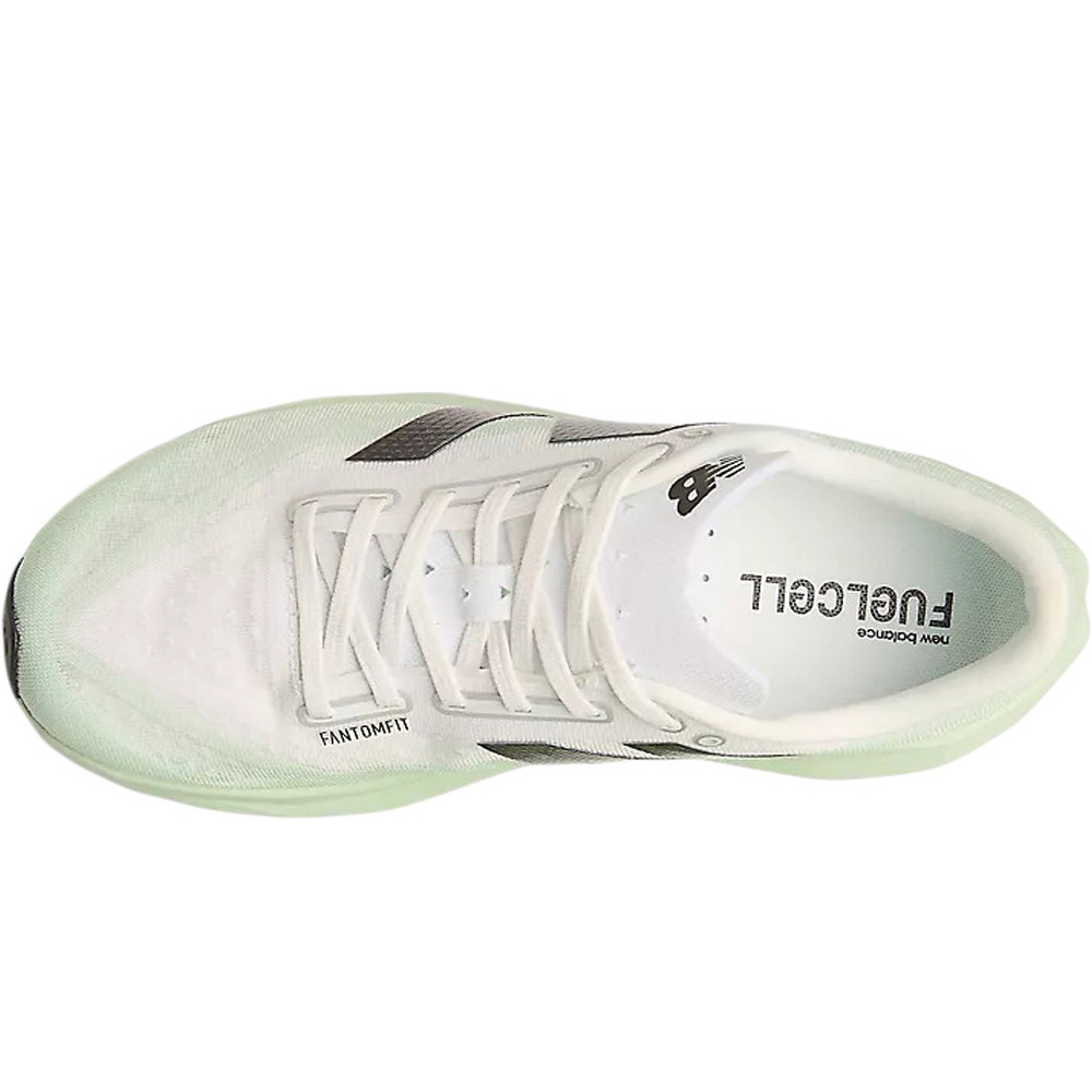 New Balance zapatilla running hombre FuelCell Rebel v4 vista trasera