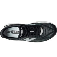 New Balance zapatilla running hombre FuelCell Rebel v5 vista superior
