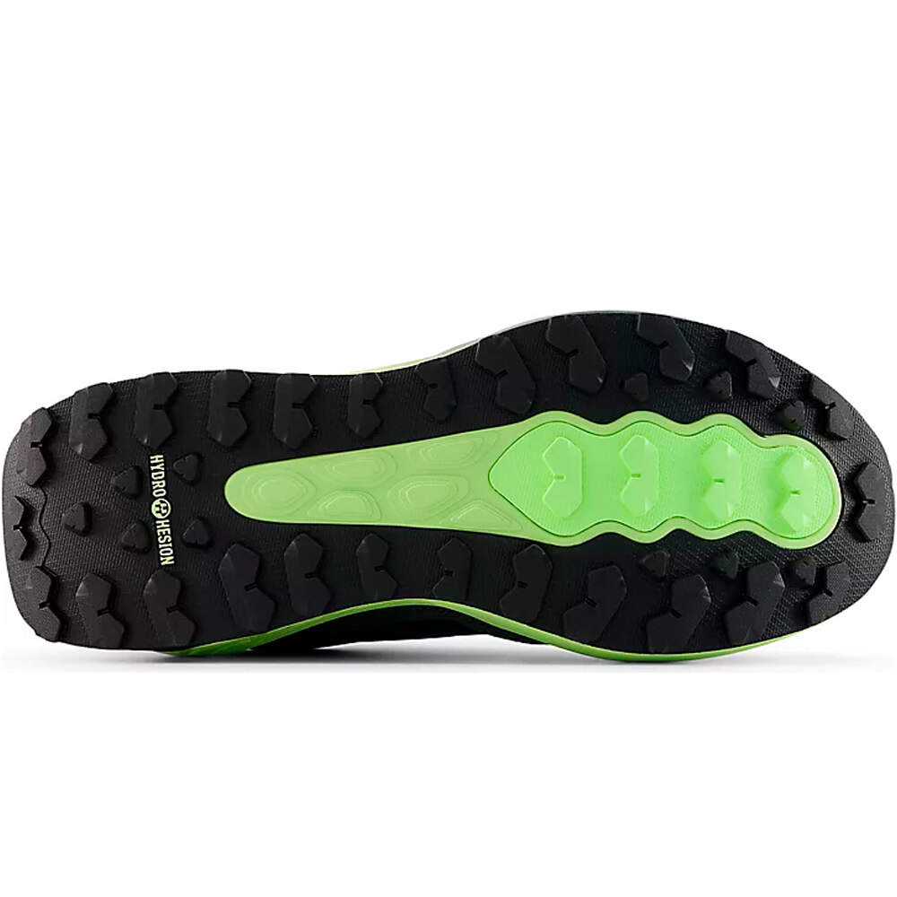 New Balance zapatillas trail hombre FreshFoam Garo v2 vista trasera