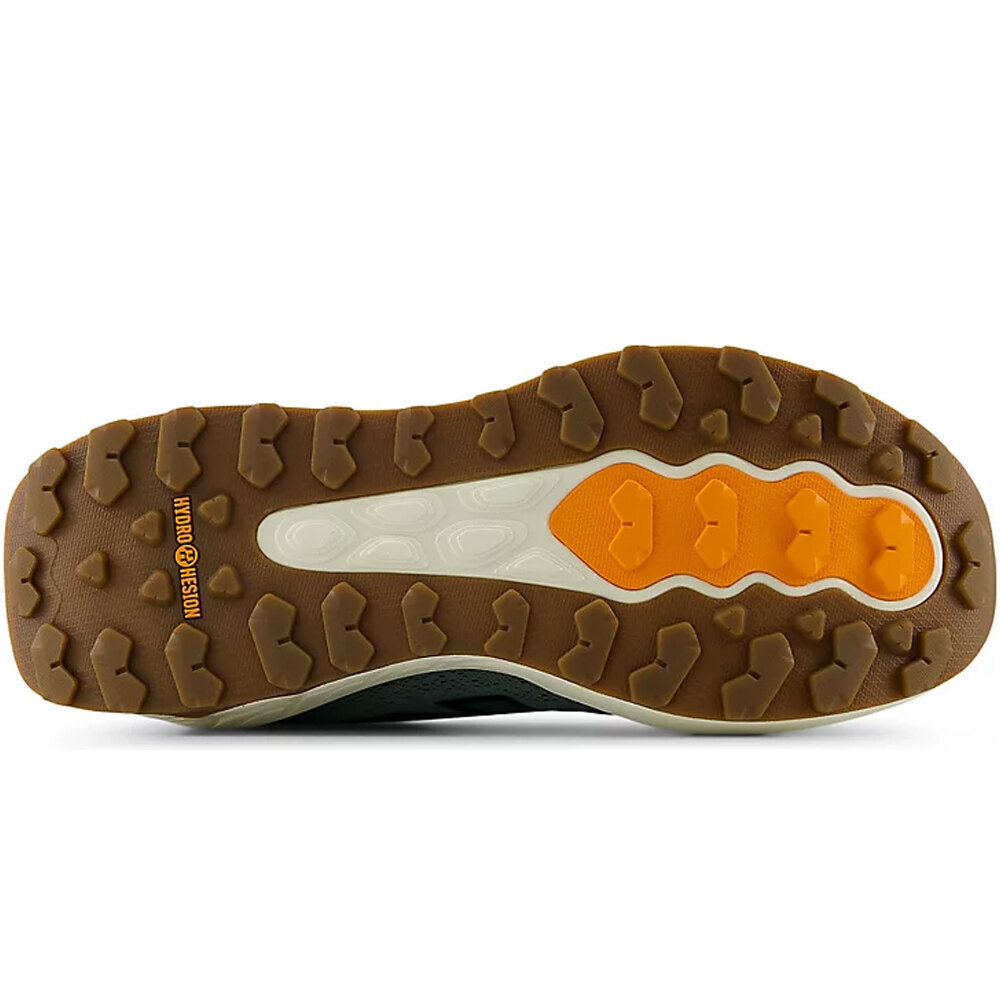 New Balance zapatillas trail hombre GAROE V2 vista trasera