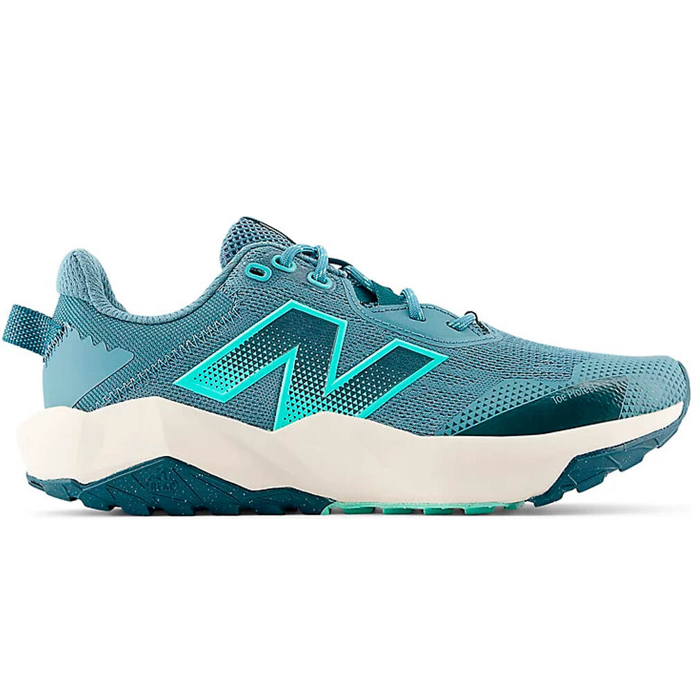 New Balance zapatillas trail mujer DynaSoft Nitrel v6 lateral exterior