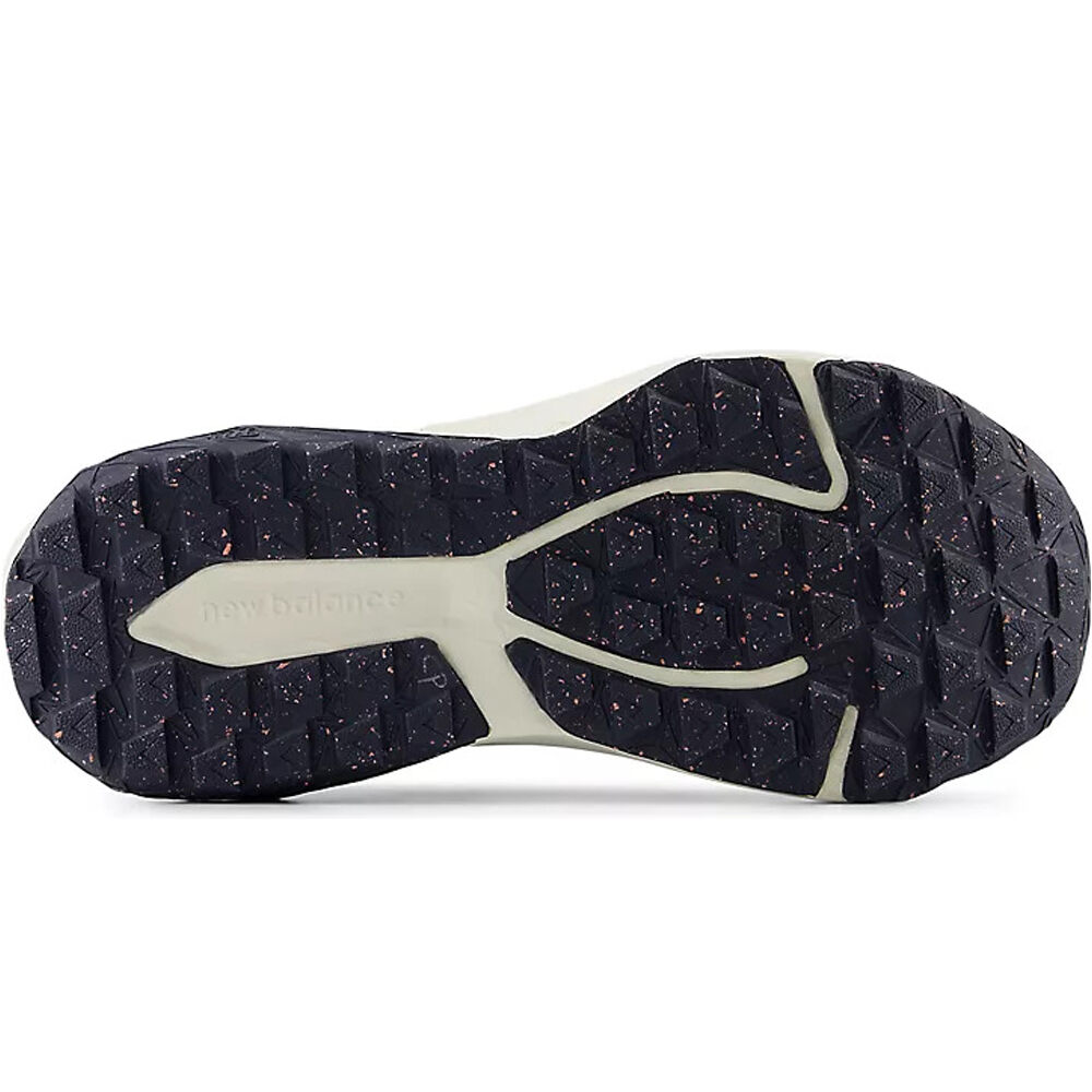 New Balance zapatillas trail mujer DYNASOFT NITREL v6 vista trasera