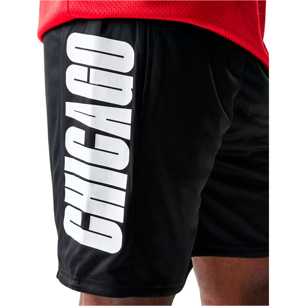 New Era pantalón baloncesto CHICAGO BULLS MESH BLK 03