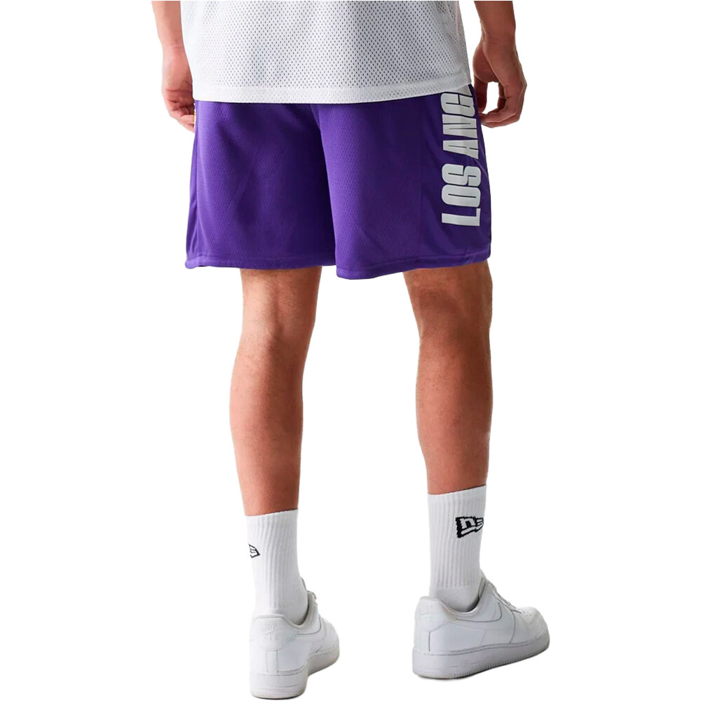 New Era pantalón baloncesto LOS ANGELES LAKERS MESH TRP vista trasera